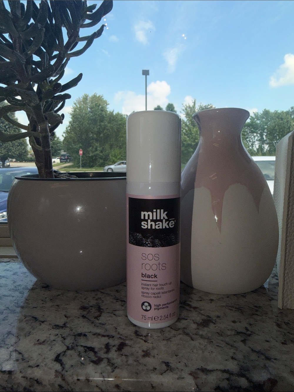 milk_shake SOS Roots Black Root Touch-Up Spray - Black